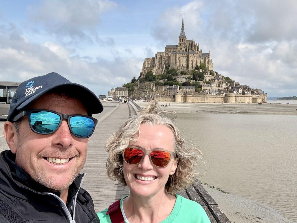 Jen. Channeling her inner Ma Denis!