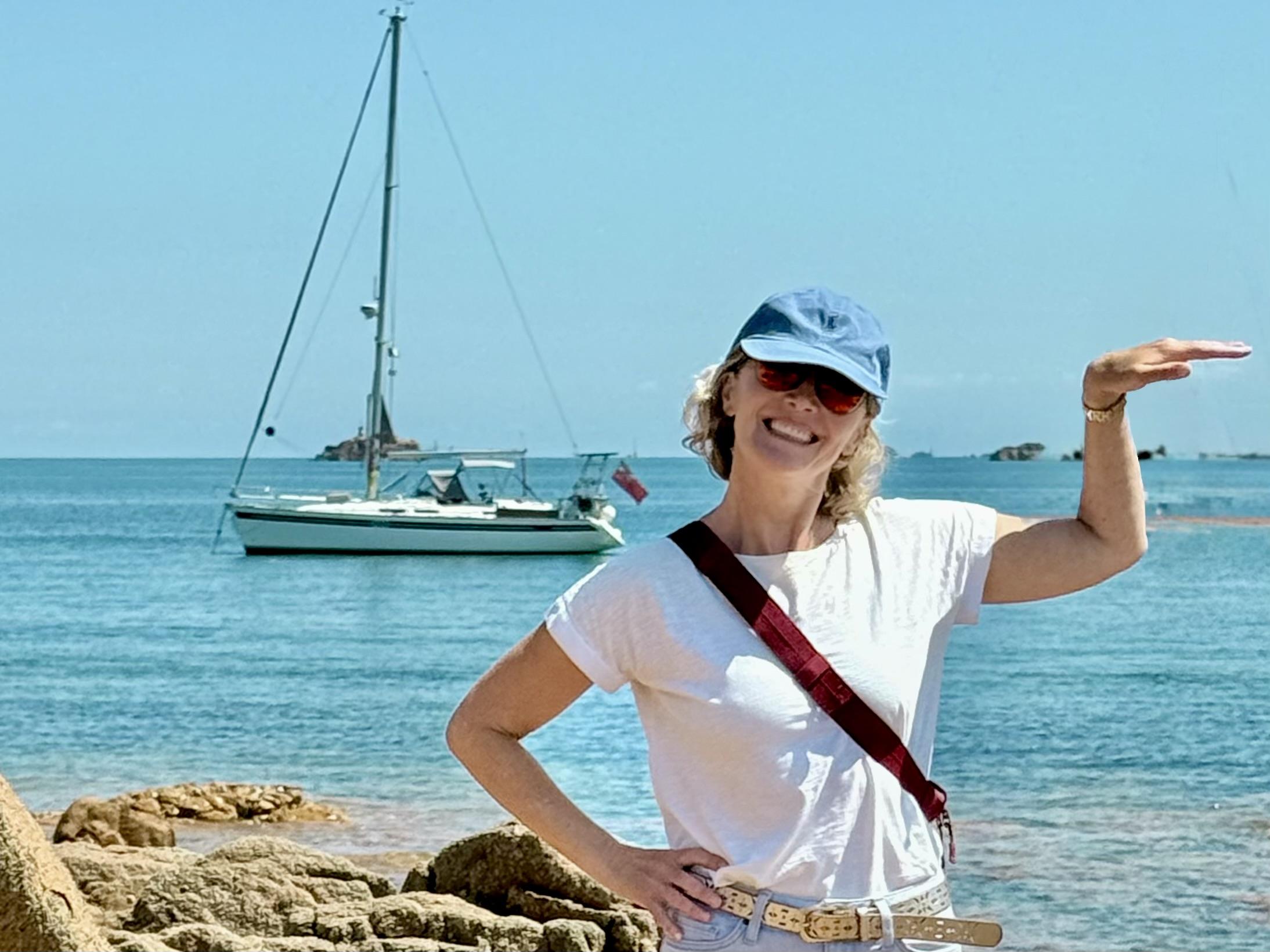 I’m a little tea pot! Anchored off Ile de Brehat